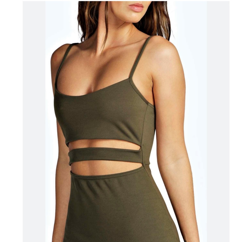 NWT Boohoo Tanya Green Cut Out Strap Sleeveless Dress